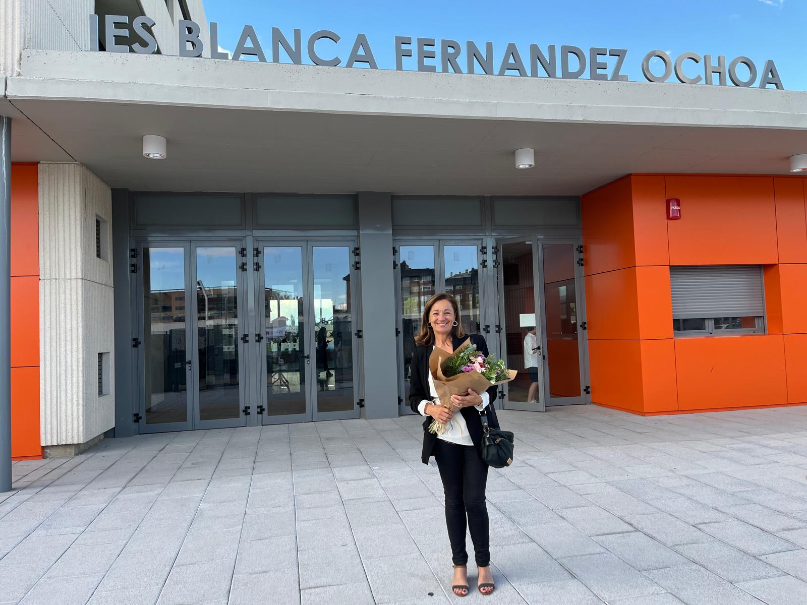 El IES BLANCA FERNÁNDEZ OCHOA, EN MONTECARMELO, CUMPLE UN AÑO.